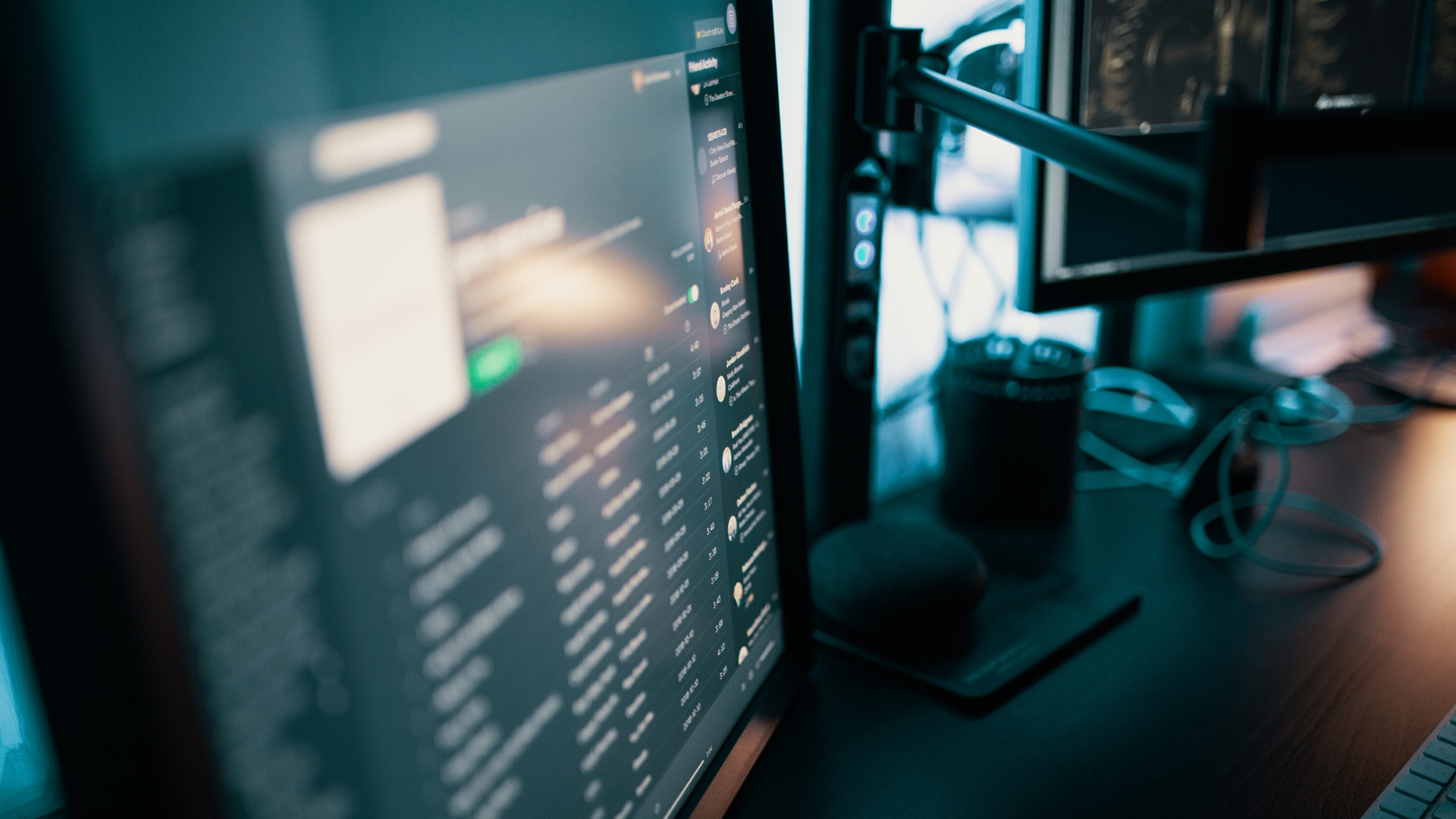 Monitor Back Office Performance Using KPIs and Metrics to Drive Improvement